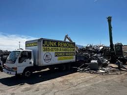 Best Property Management Cleanouts  in Dyersville, IA